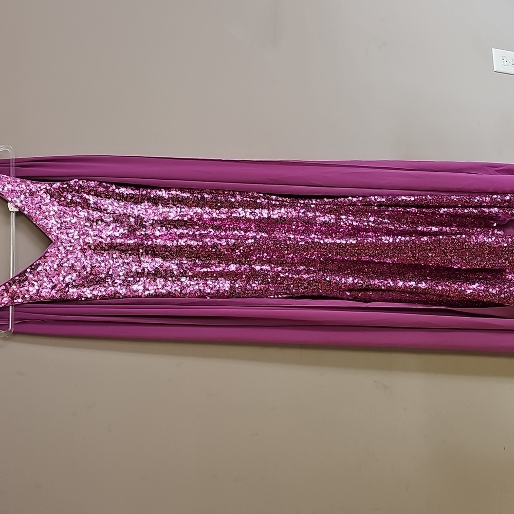 NWT SIZE SMALL GORGEOUS MAUVE-PINK FULL SEQUIN DRESS